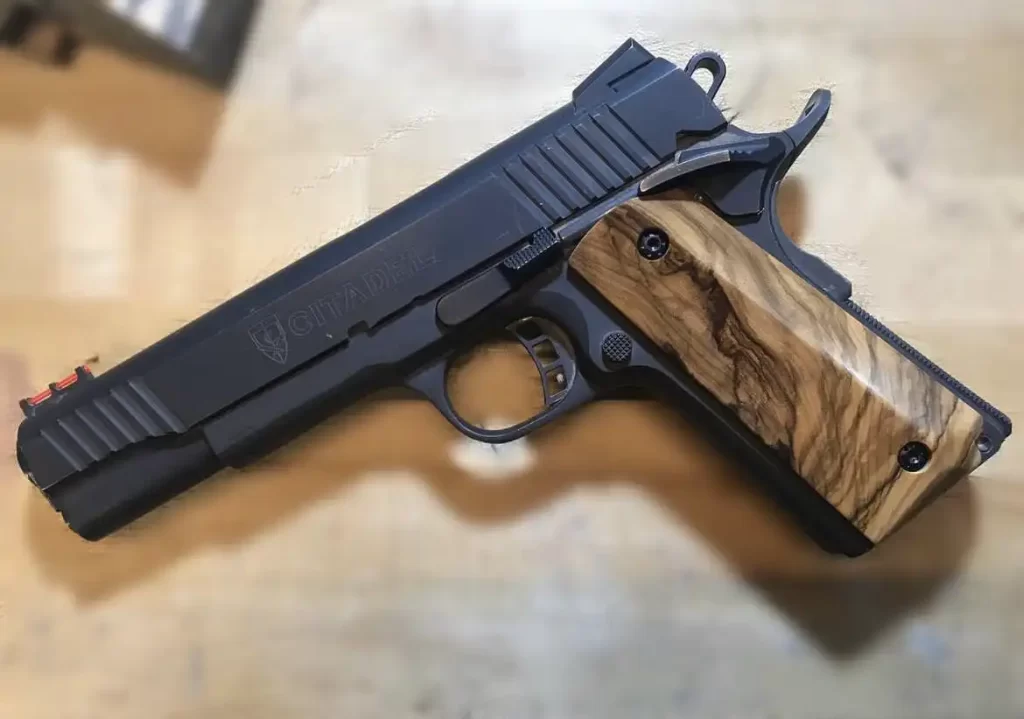 Olivewood Angled Grips on a Citadel 1911